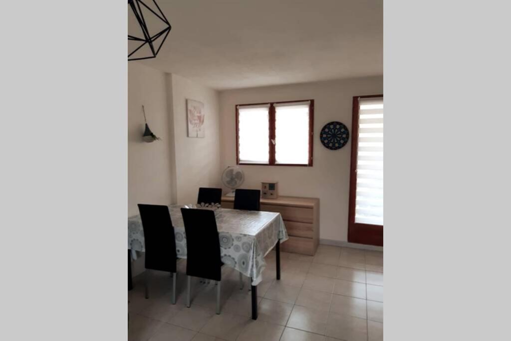 Appartement Calme Entre Terre Et Mer Proche Plage Флері Екстер'єр фото